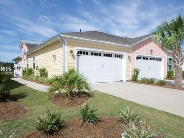 422 Landshark Blvd, Hardeeville, SC 29927