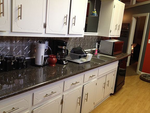 4th image of 619 W Park St