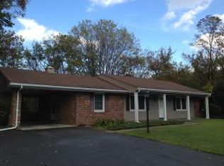 3429 Halevan Rd, Roanoke, VA 24018