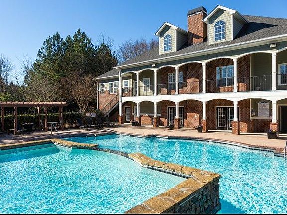 5th image of 222 Trace Ln