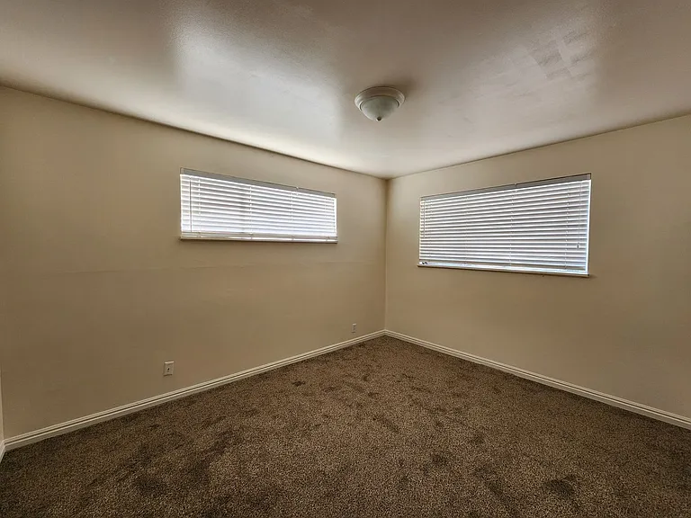 3694 S Bishop St — Photo 5