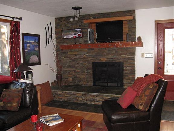 3rd image of 9842 N Lake Blvd