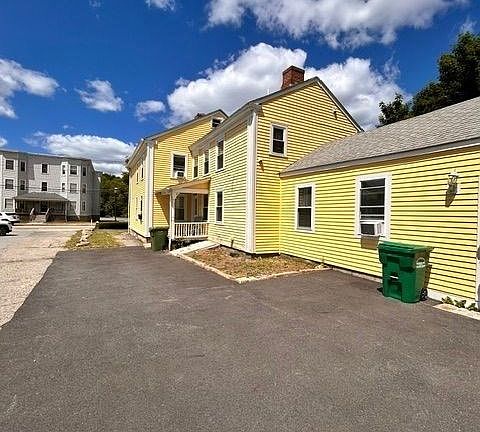 3rd image of 2246 Providence Rd