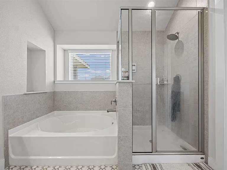627 Biscayne Bay Bnd — Photo 12