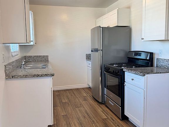 3rd image of 1134 Raymond Ave APT 5