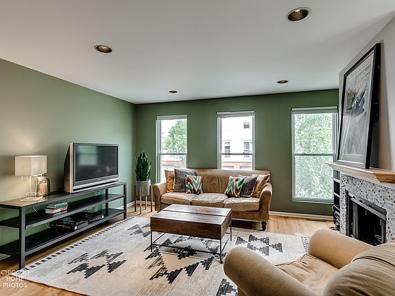 5th image of 1751 W Julian St APT 6