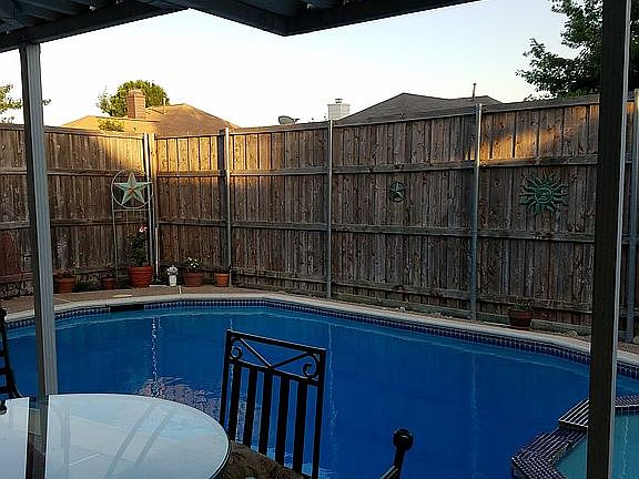 5th image of 10741 Castle Dr