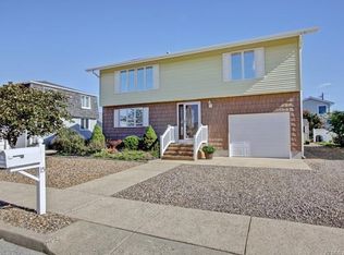 15 W Old Whaling Ln, Long Beach Township, NJ 08008