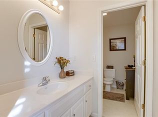 18260 Sunset Dr, Olathe, KS 66062