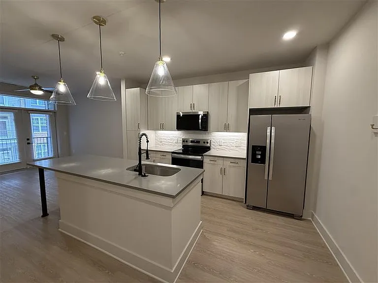 District on the Etowah Apartments — Photo 633