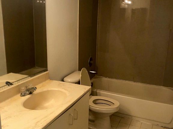 4th image of 8781 Wiles Road #201