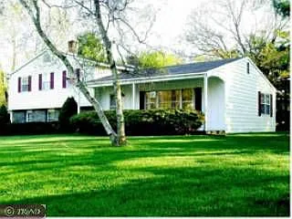 109 Walker Rd photo 1
