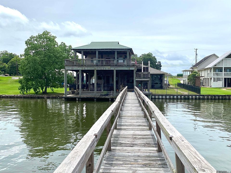1st image of 9371 Island Rd