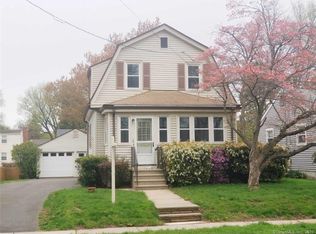 27 Princeton St, West Hartford, CT 06110
