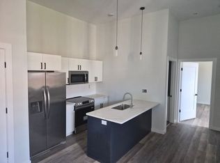 36 W Pleasant St #3B, Claremont, NH 03743