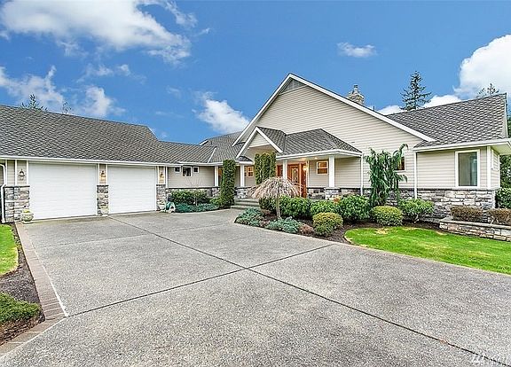 2nd image of 4514 67th Ave NE