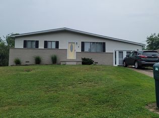 4 Jacqueline Hts, Huntington, WV 25702