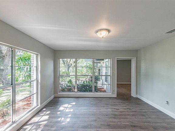 5th image of 8721 N Larkhall Pl