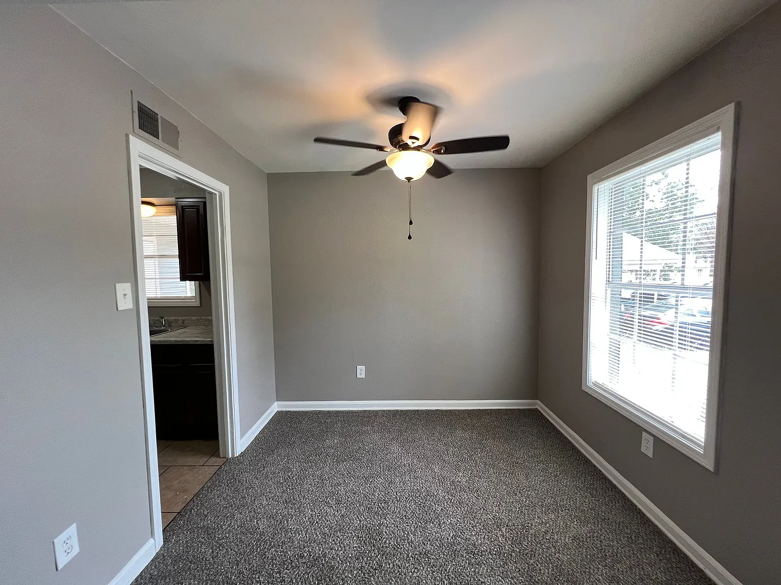 5569 Hyacinth Cove — Photo 4