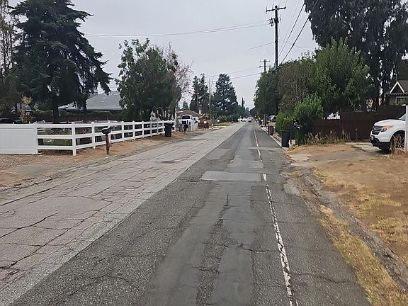 5th image of 35810 County Line Rd