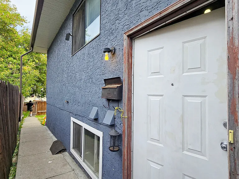 1515 36th St SE #A — Photo 22