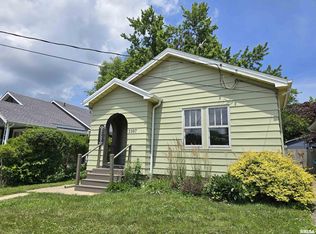 1107 E Hines Ave, Peoria Heights, IL