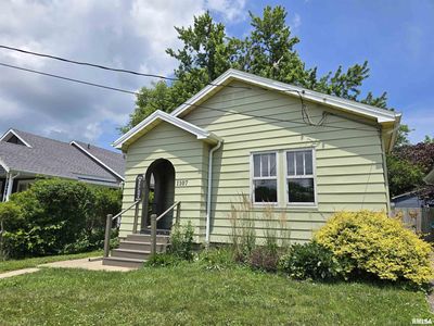 1107 E Hines Ave, Peoria Heights, IL, 61616