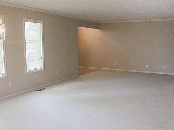 3rd image of 812 S School St #53