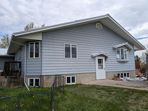 4th image of 3116 7th St E