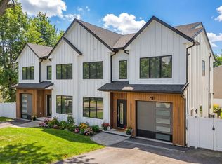 447 Hillside Ave, Needham, MA 02494