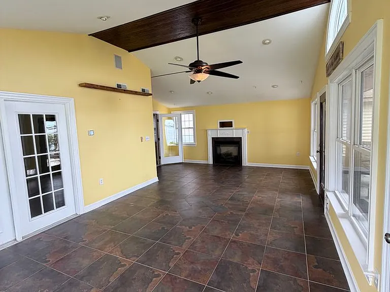 79 Ridgecrest Dr — Photo 16