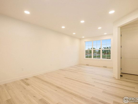 3rd image of 5064 Coolidge Ave