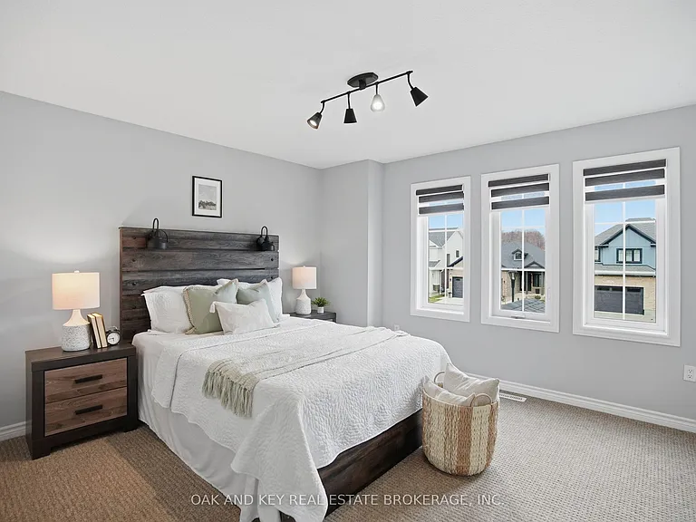11 Bowman Dr — Photo 38