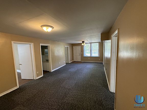 5th image of 314 W Crescent Dr