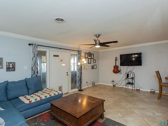 4th image of 3504 Bandolina Ave