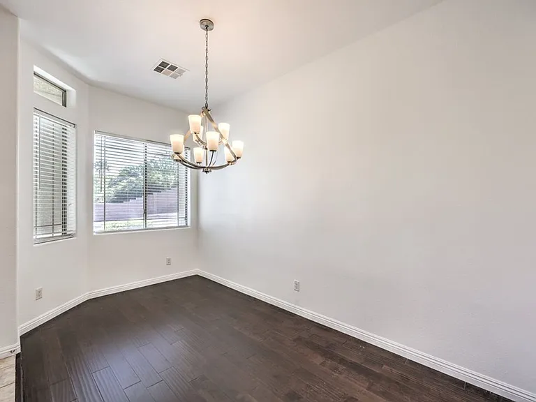 1393 Romanesca Dr — Photo 5