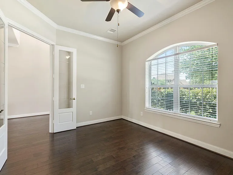 9739 Reston River Ln — Photo 8