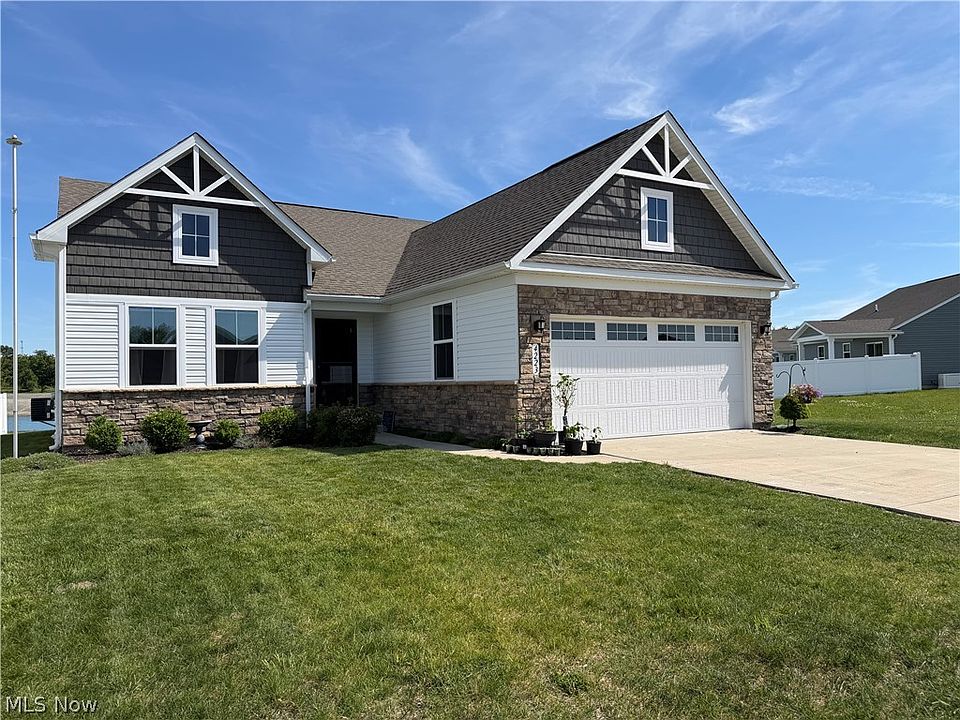 1st image of 4223 Hidden Village Dr