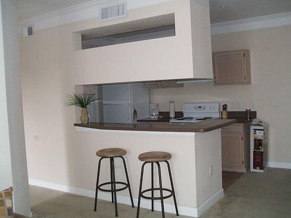 2nd image of 11480 Villa Grand