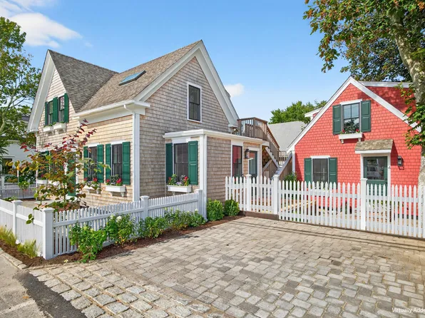 10 Bradford Street Unit 3, Provincetown, MA 02657