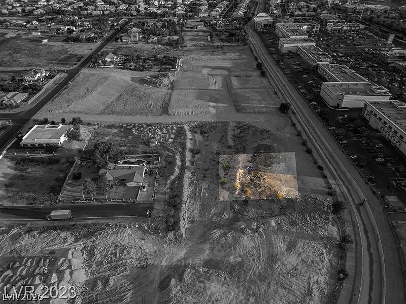 1st image of 3020 Delano Dr