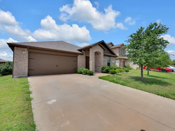 2415 Anton Dr, Forney, TX 75126