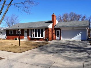 1749 Lilac Ln, Green Bay, WI 54302