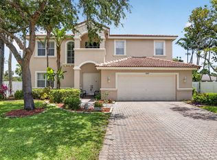 6207 Shadow Tree Lane, Lake Worth, FL 33463