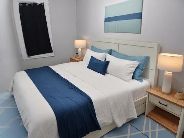 2096 W 93rd St Unit 1