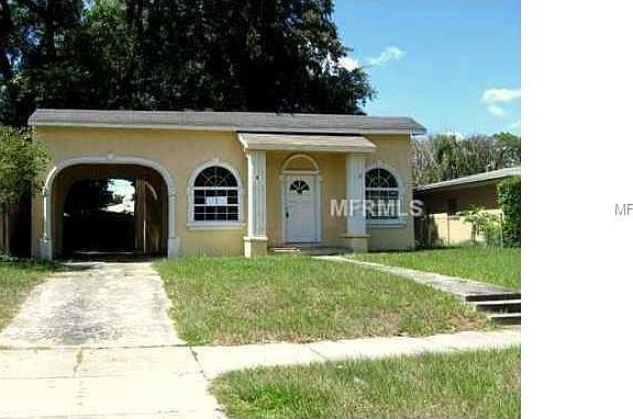 3rd image of 1406 Fern Pl
