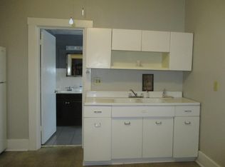 1524 Berry Blvd #1, Louisville, KY 40215