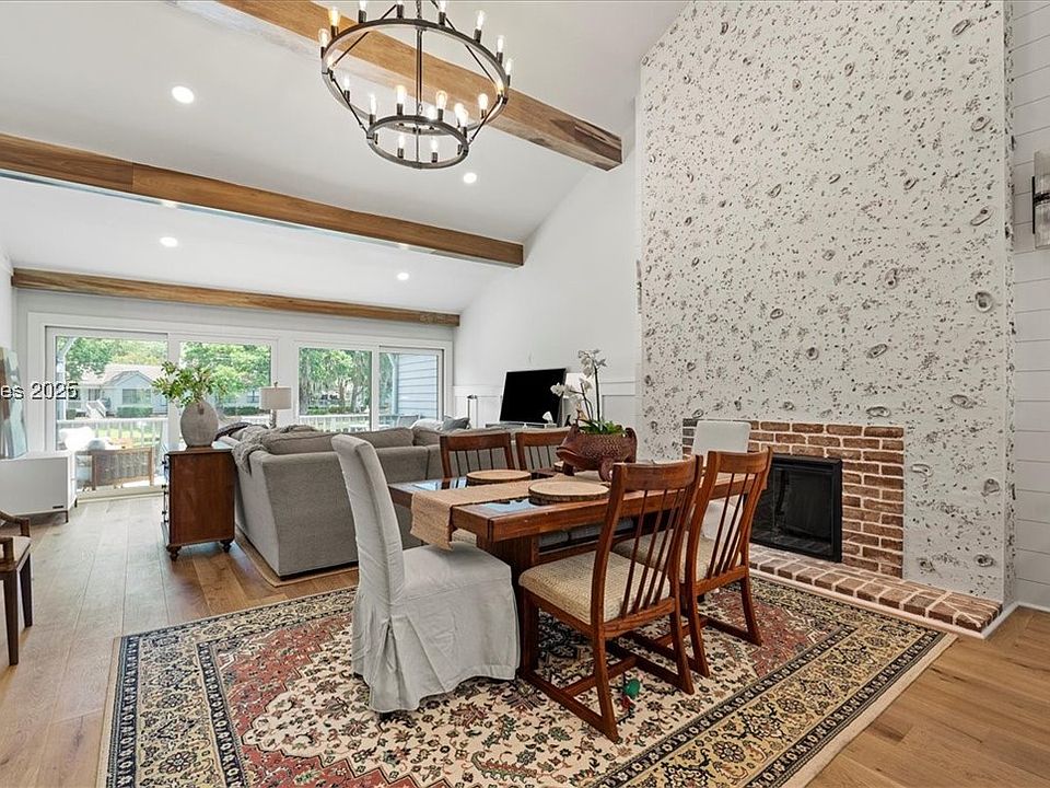 1st image of 35 Lake Forest Dr APT 3305
