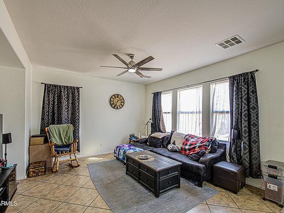 5th image of 4532 E OXFORD Lane