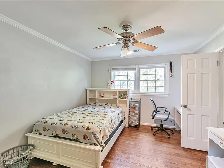 1651 Murdock Rd — Photo 17